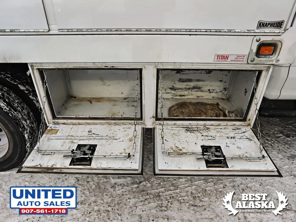 Ford F-550 photo 46