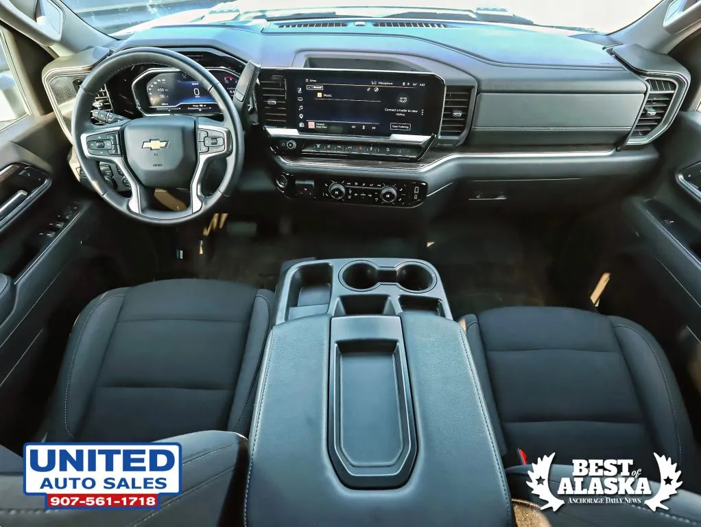 Chevrolet 3500HD photo 15