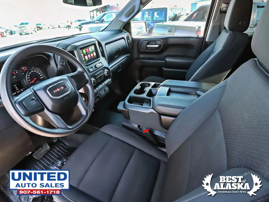 GMC Sierra photo 11