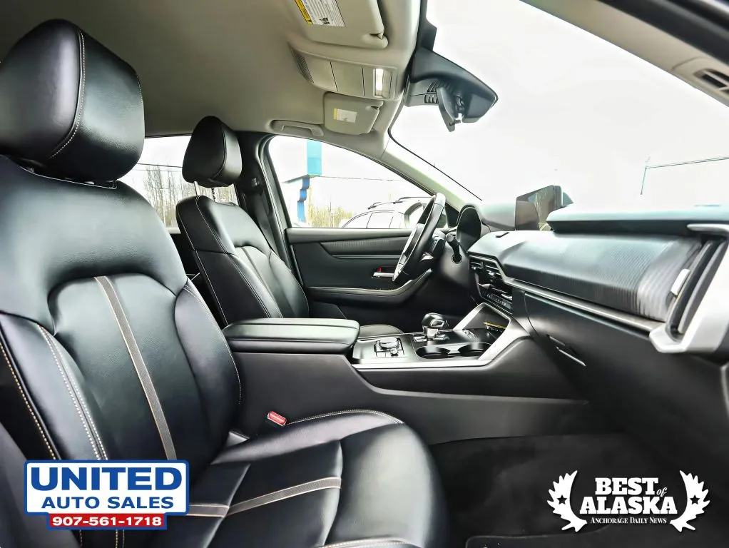 Mazda CX-90 photo 16