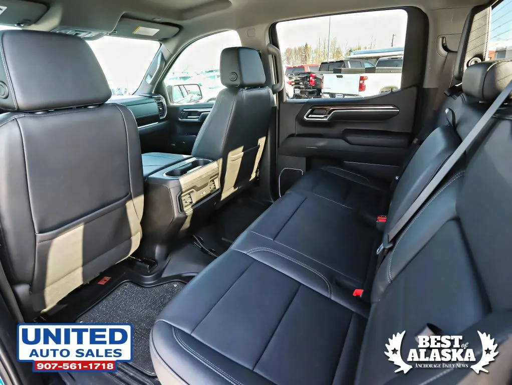2024 Chevrolet Silverado 1500 RST - Photo 13