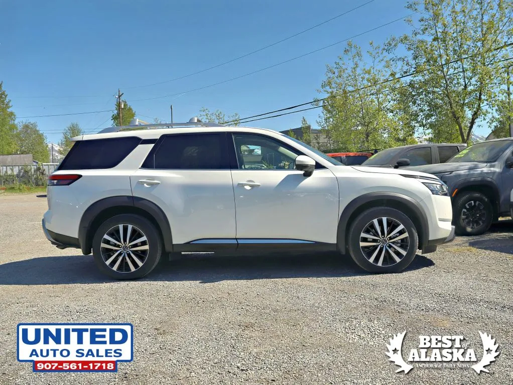 Nissan Pathfinder photo 10