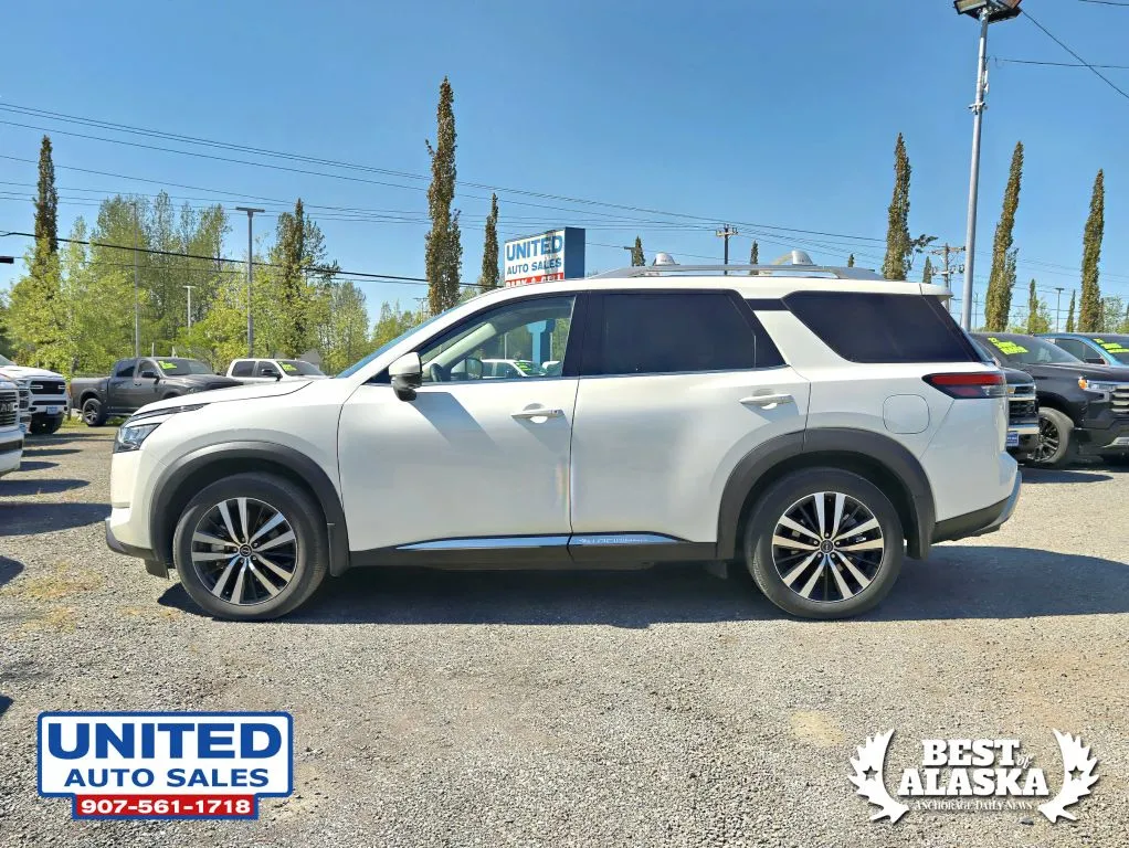 Nissan Pathfinder photo 9