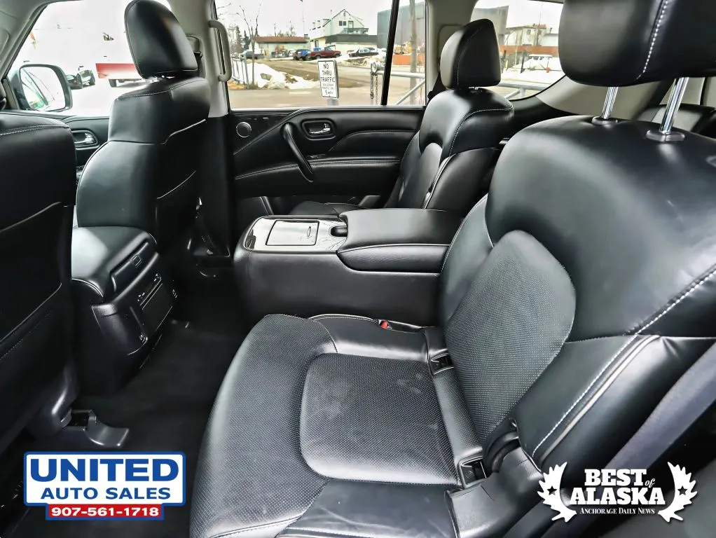 Infiniti QX80 photo 14