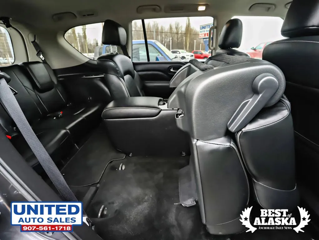 Infiniti QX80 photo 43