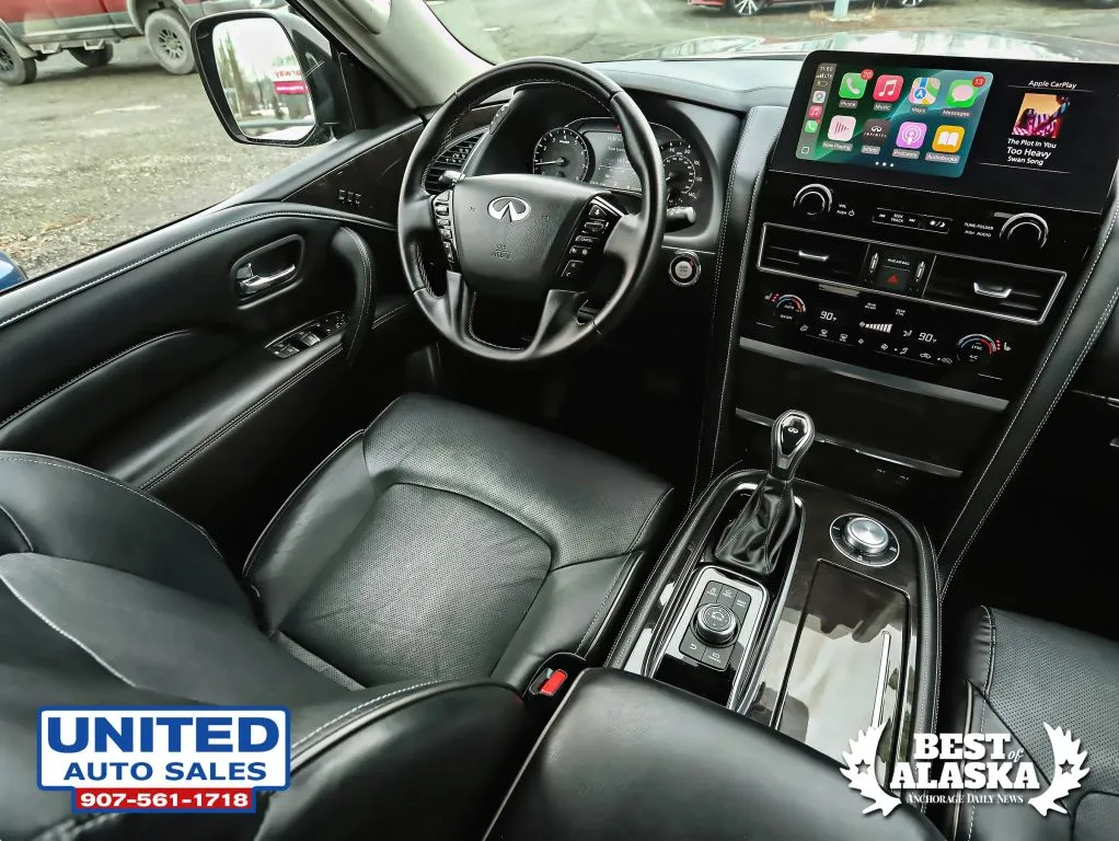 Infiniti QX80 photo 18