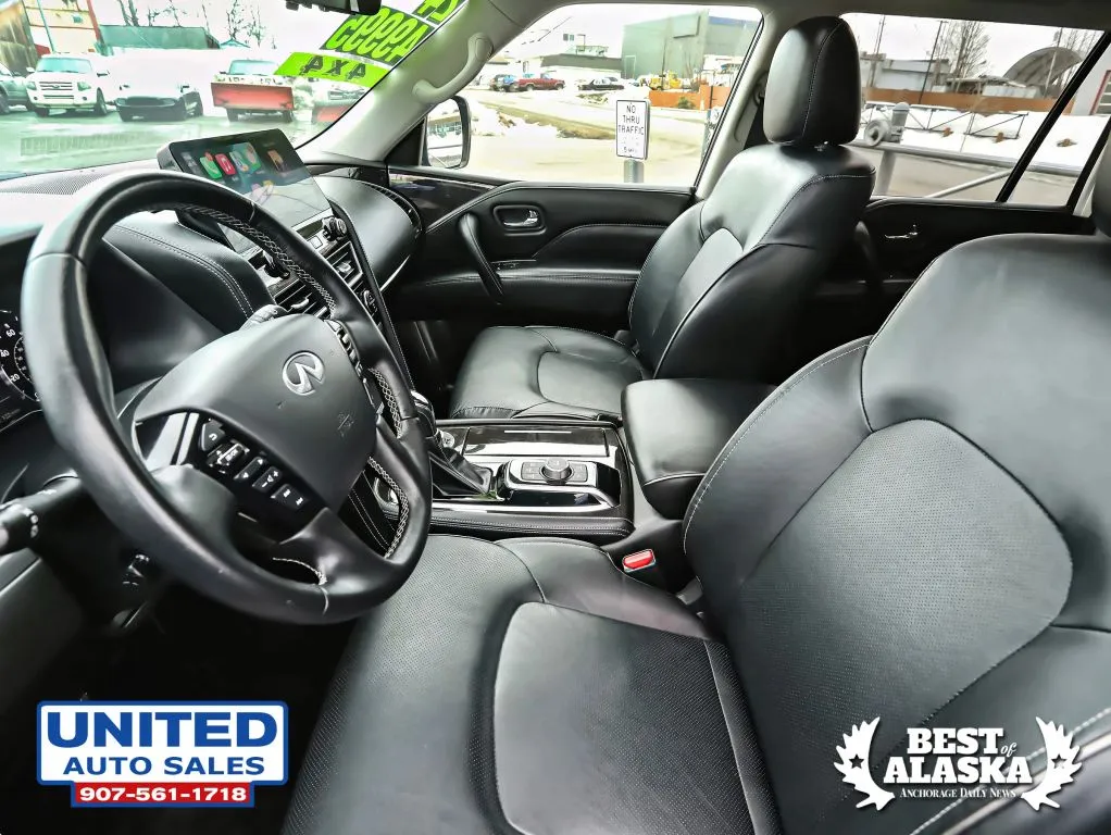Infiniti QX80 photo 31