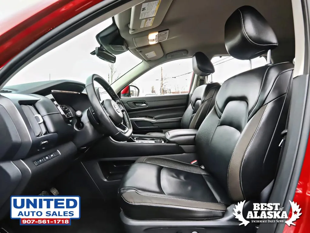 Nissan Pathfinder photo 11