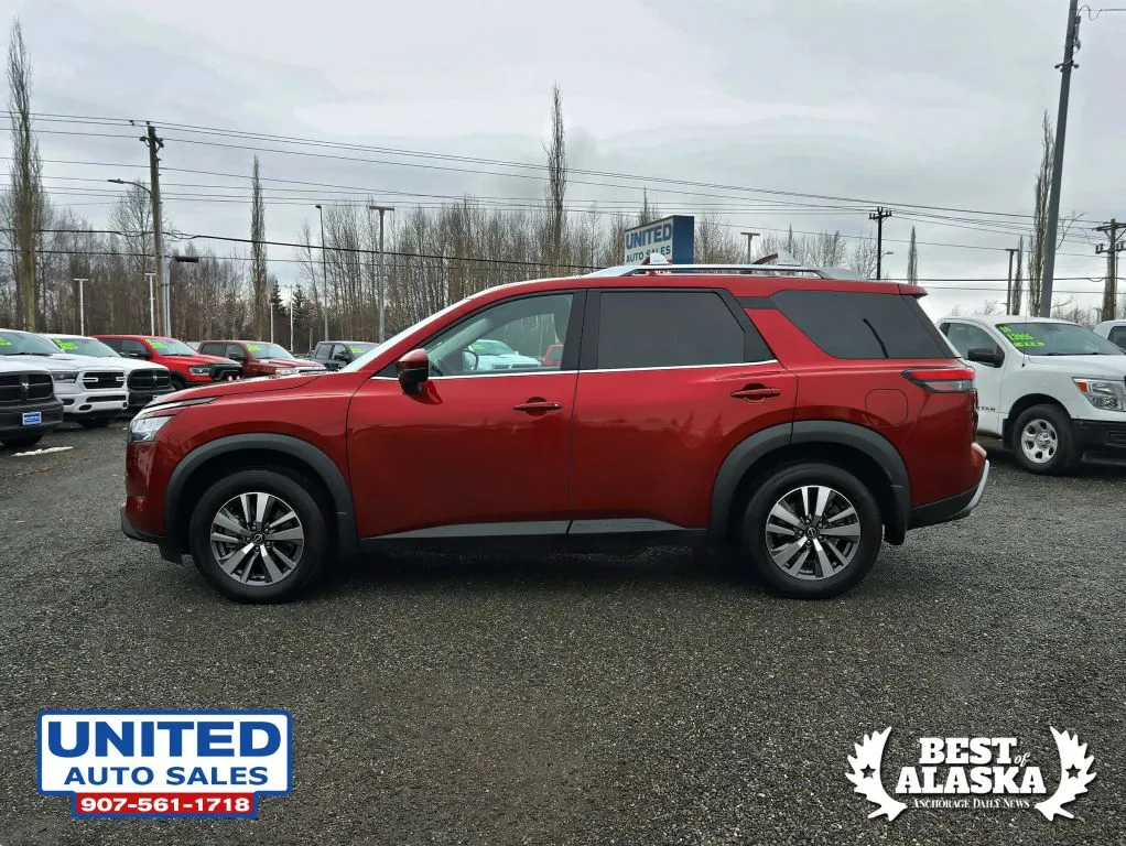 Nissan Pathfinder photo 9