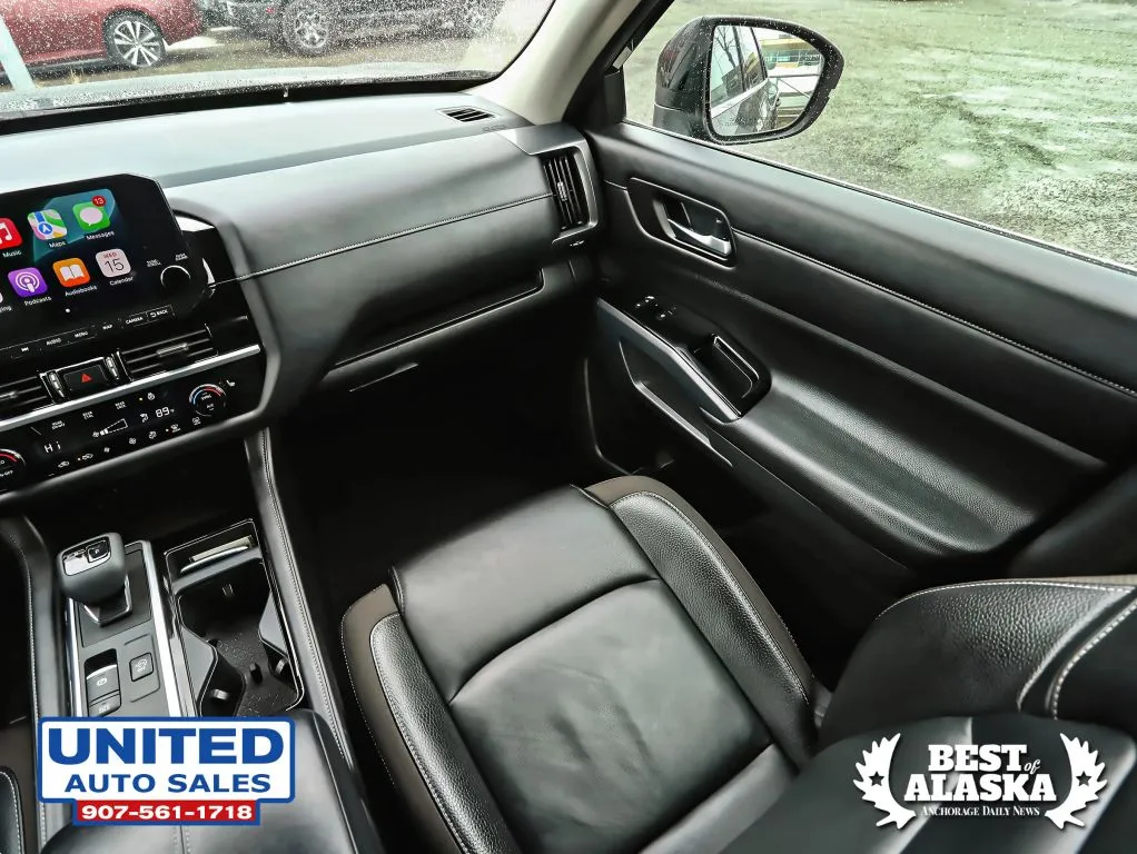 Nissan Pathfinder photo 16