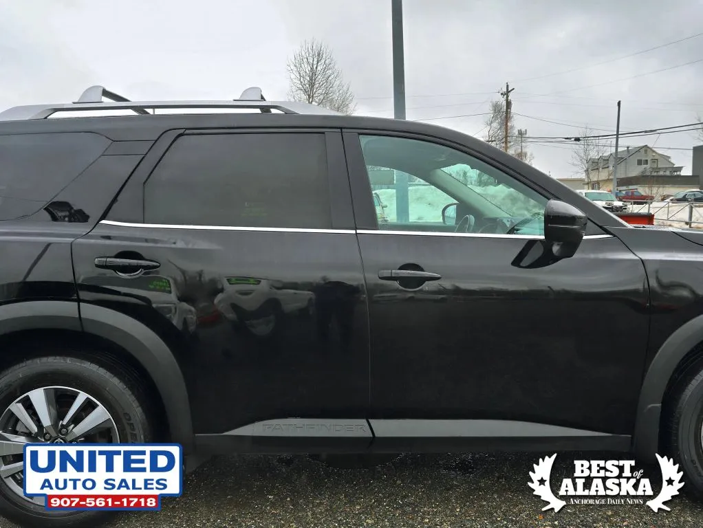 Nissan Pathfinder photo 21