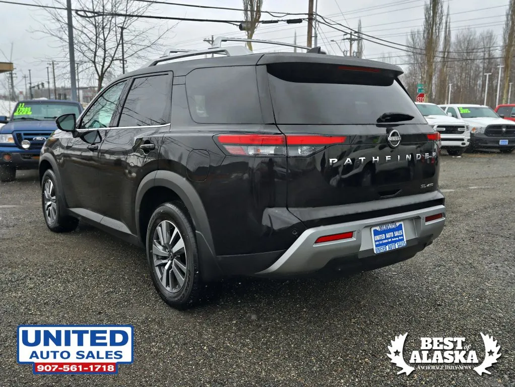 Nissan Pathfinder photo 9