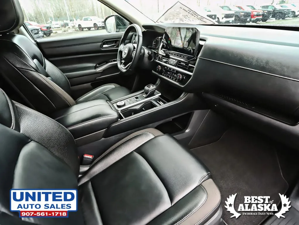 Nissan Pathfinder photo 13