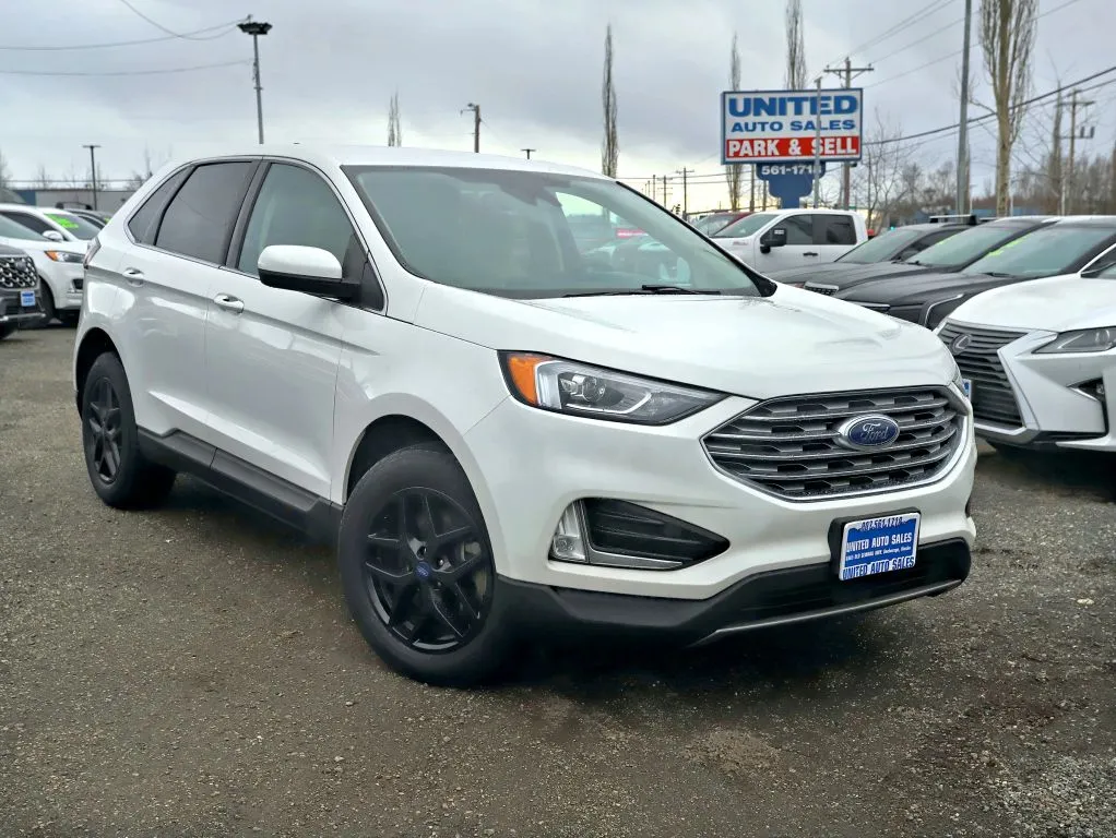 2021 Ford Edge SEL AWD's photo