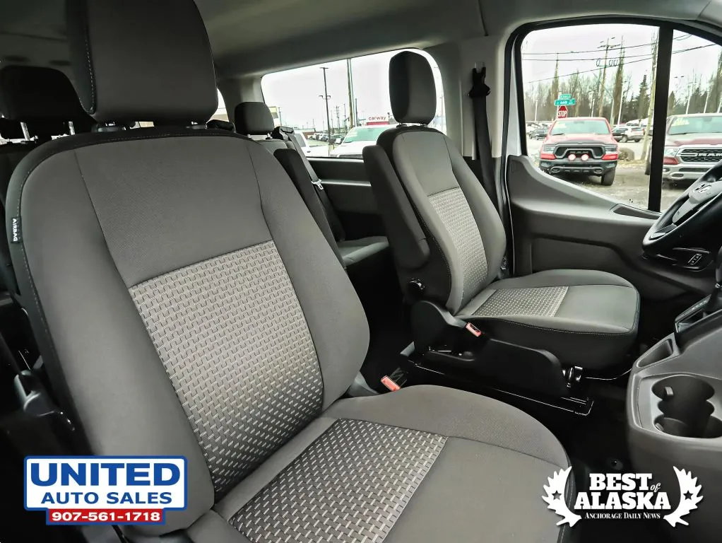 Ford Transit-350 photo 41