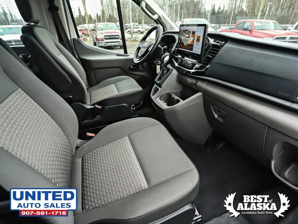 Ford Transit-350 photo 40