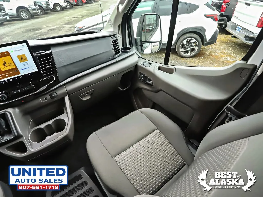 Ford Transit-350 photo 46