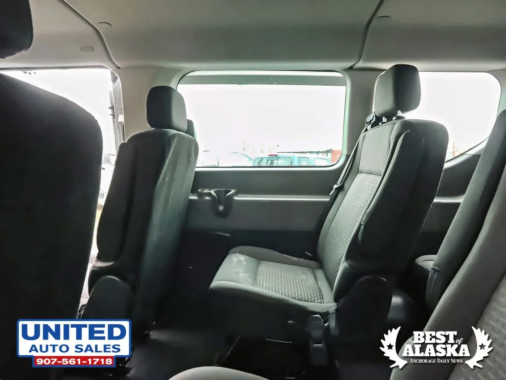 Ford Transit-350 photo 45