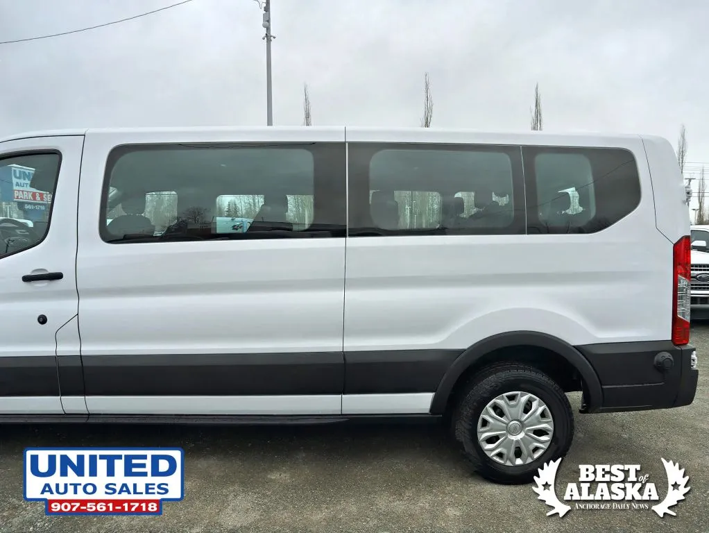 Ford Transit-350 photo 24