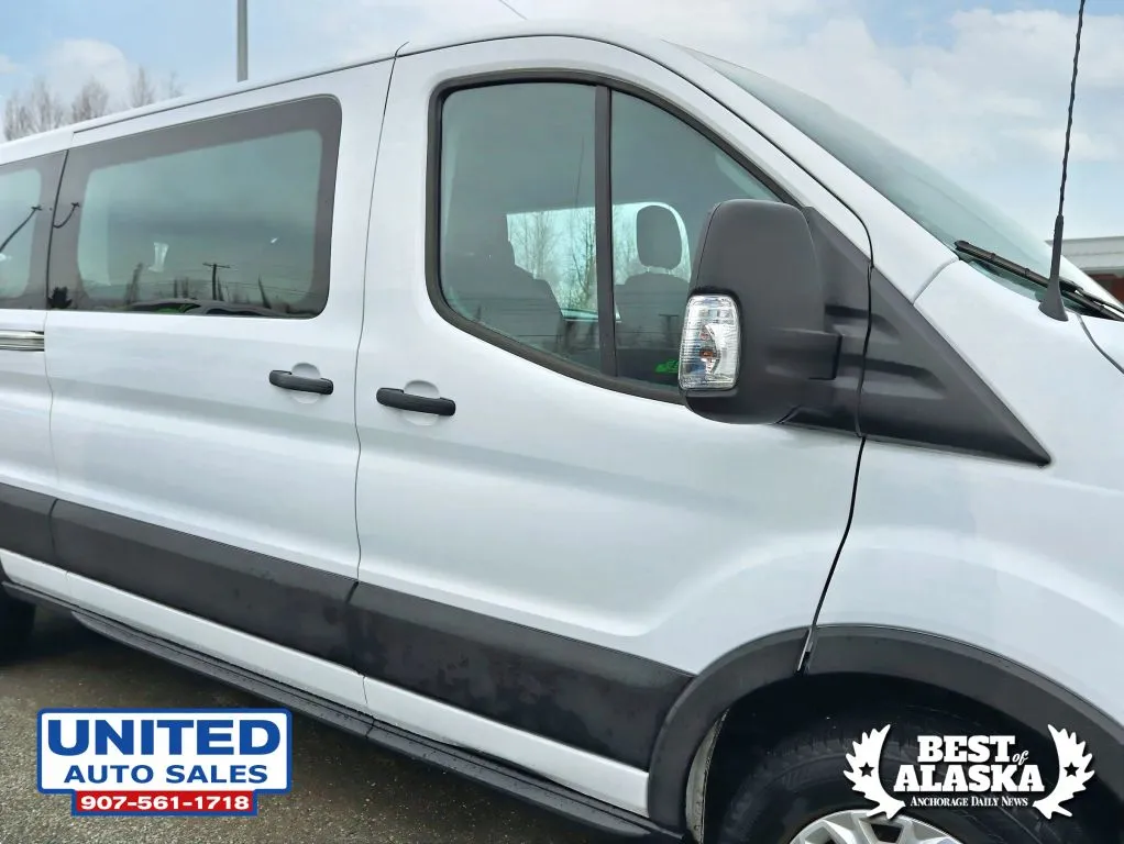 Ford Transit-350 photo 26