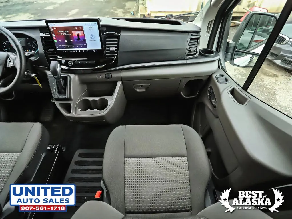 Ford Transit-350 photo 38