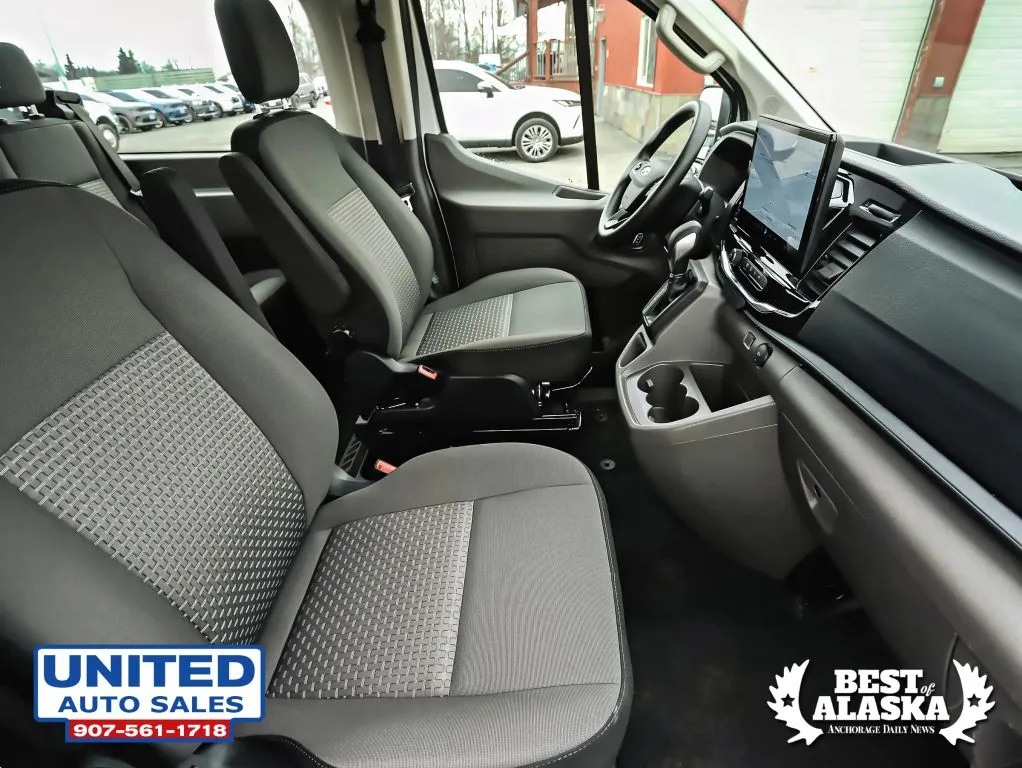 Ford Transit-350 photo 45