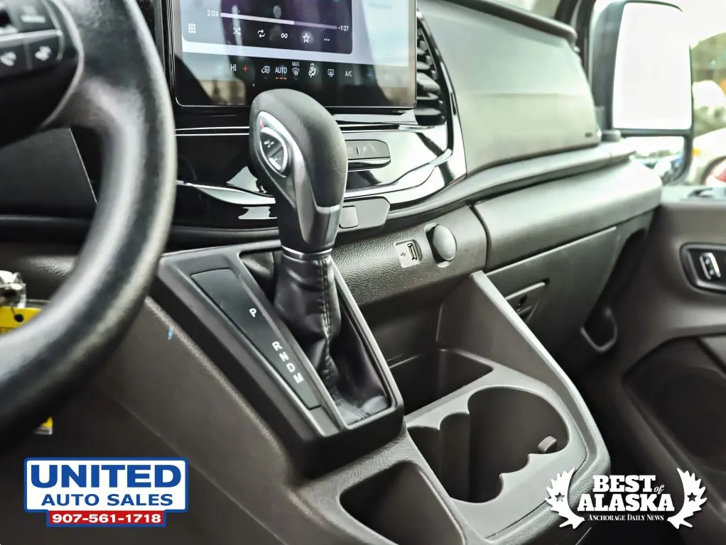 Ford Transit-350 photo 29
