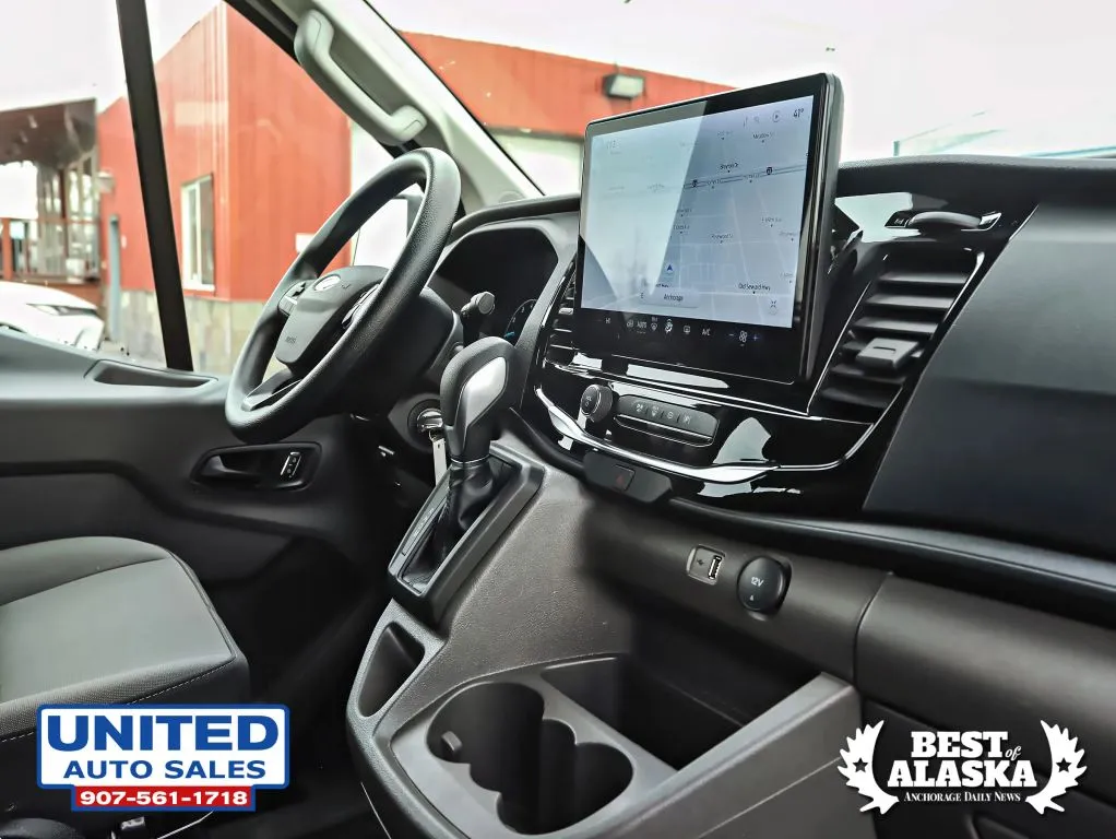 Ford Transit-350 photo 18