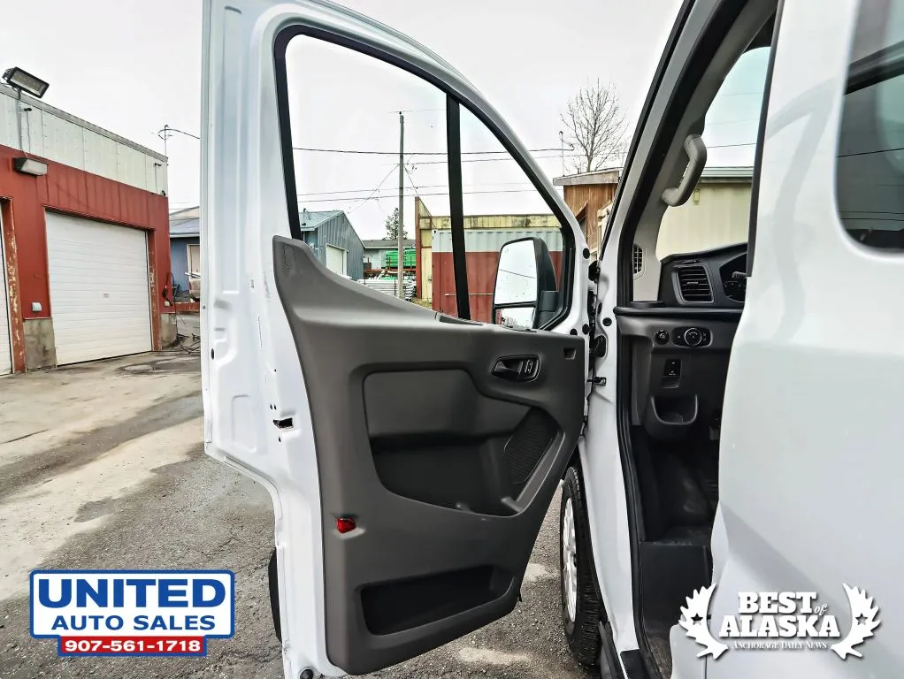 Ford Transit-350 photo 30
