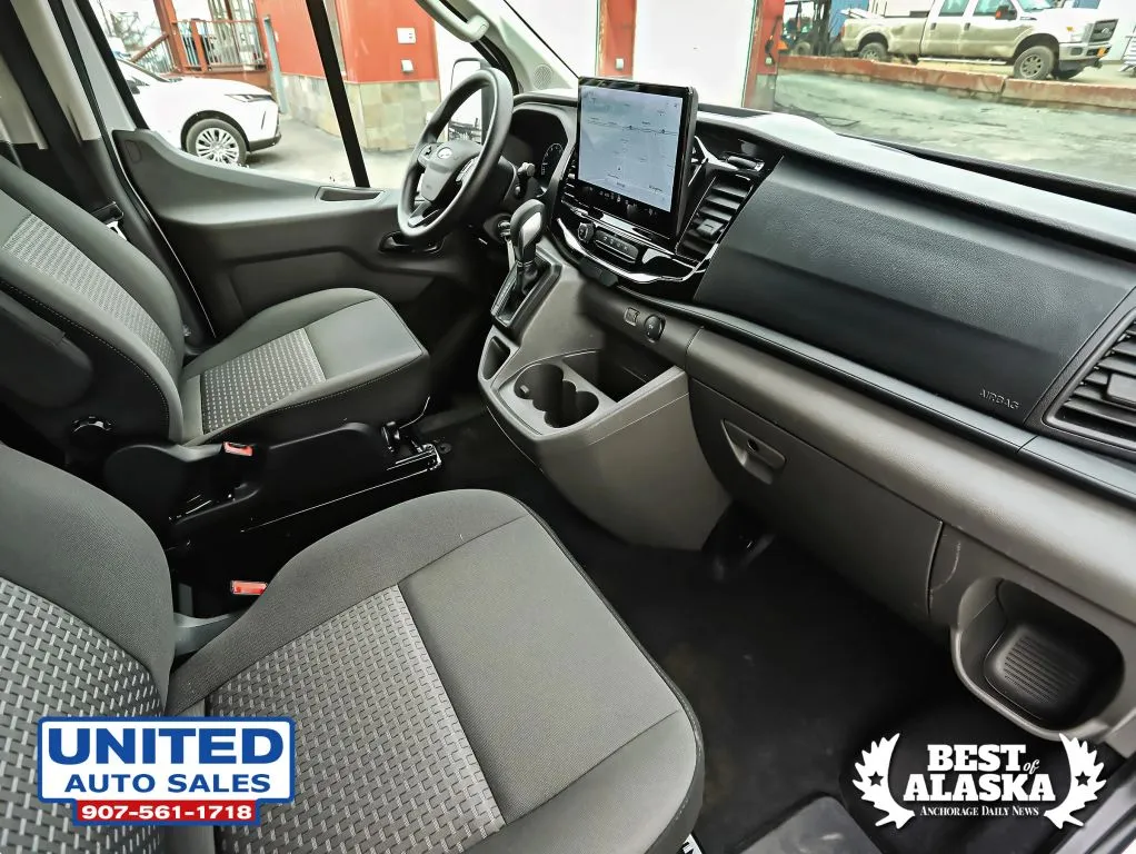 Ford Transit-350 photo 46