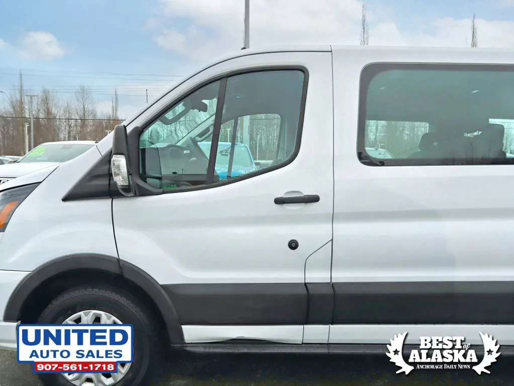 Ford Transit-350 photo 22