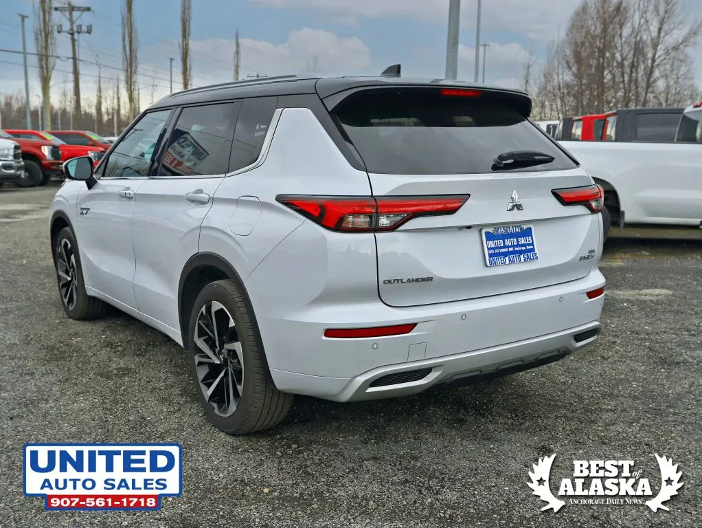 Mitsubishi Outlander photo 8