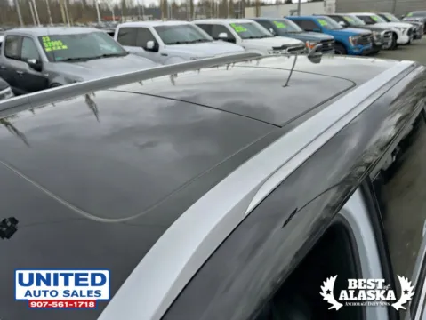 More photos of 2023 Mitsubishi Outlander PHEV SEL Sport Utility 4D at United Auto Sales, AK
