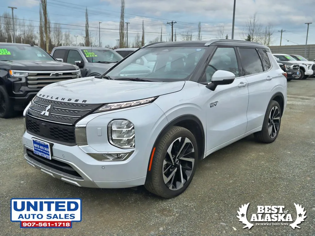 Mitsubishi Outlander photo 3
