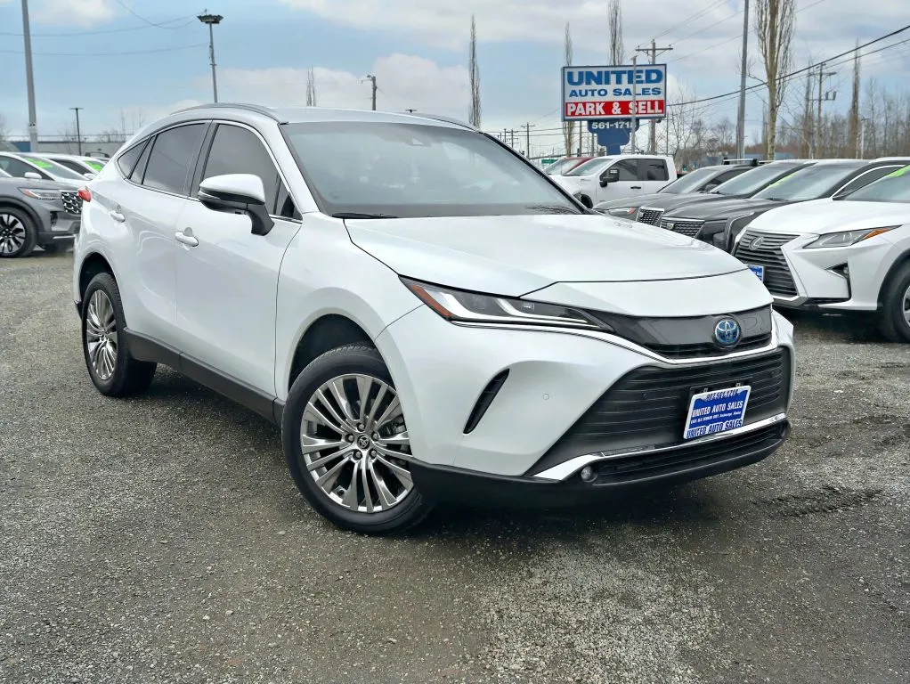 White 2023 Toyota Venza XLE Sport Utility 4D for sale in Anchorage, AK