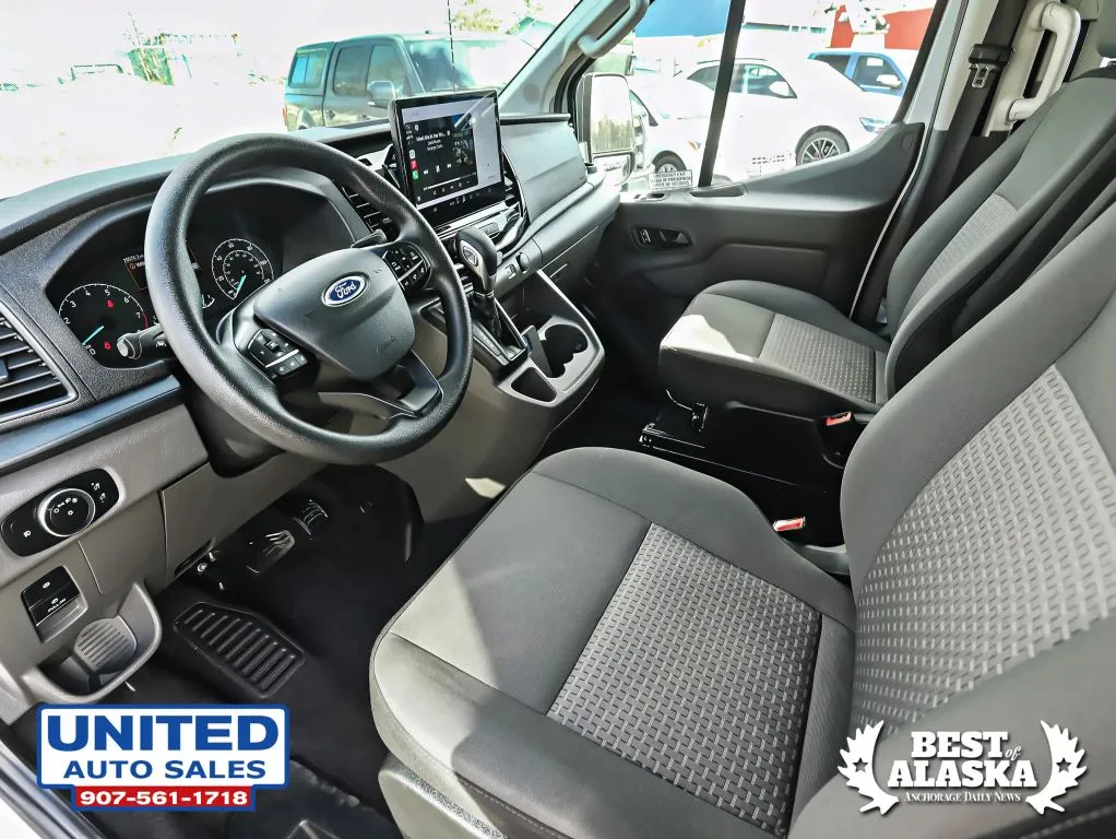 Ford Transit-350 photo 30
