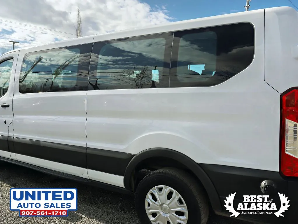 Ford Transit-350 photo 24