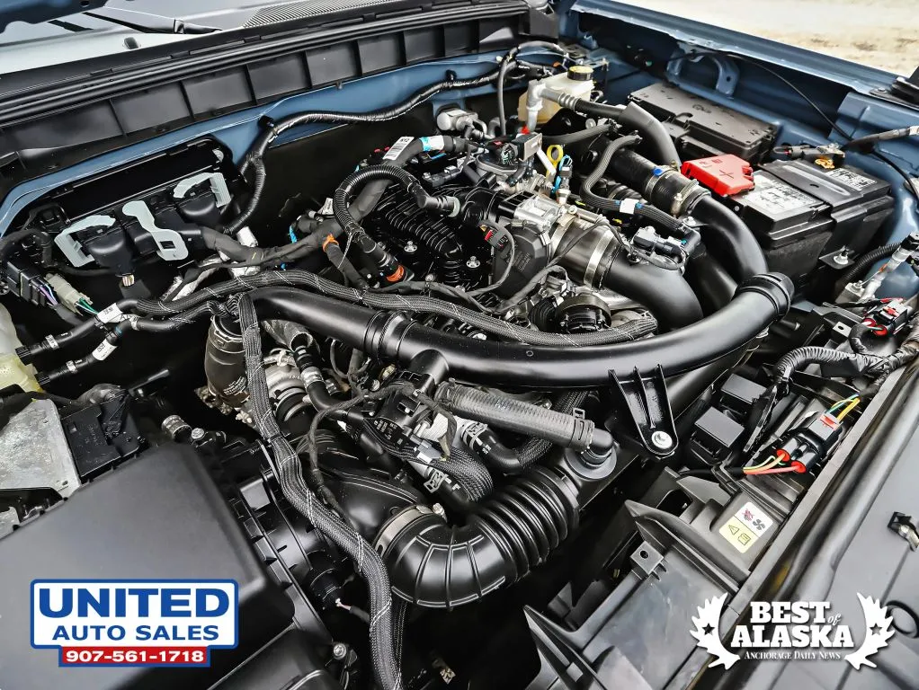 Ford Bronco photo 16