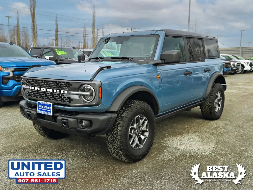 Ford Bronco photo 3