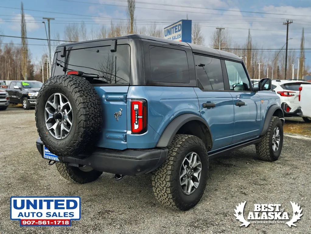 Ford Bronco photo 10