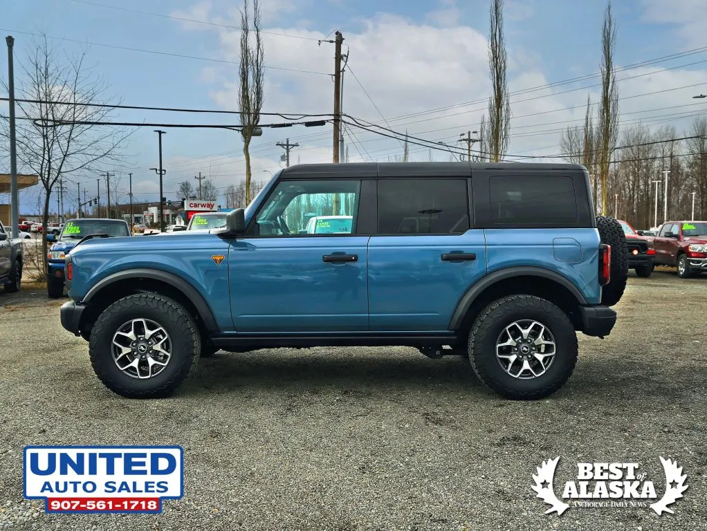 Ford Bronco photo 6