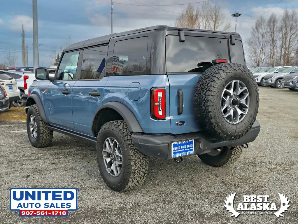 Ford Bronco photo 8