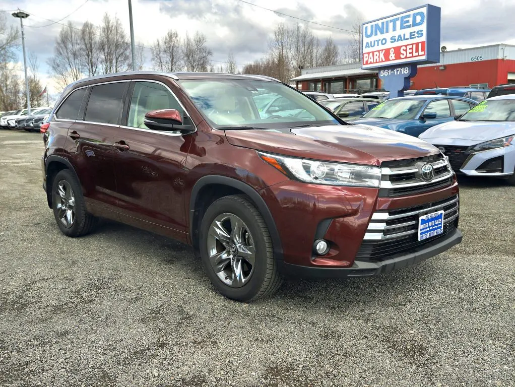Red 2018 Toyota Highlander Limited Platinum Sport Utility 4D for sale in Anchorage, AK