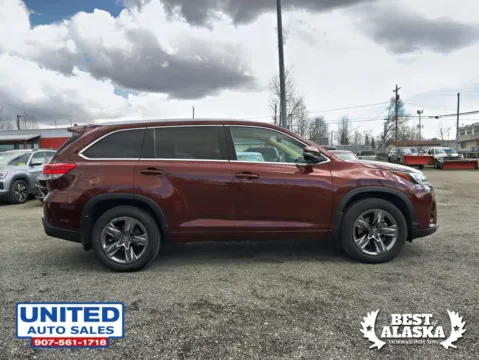 More photos of 2018 Toyota Highlander Limited Platinum Sport Utility 4D at United Auto Sales, AK