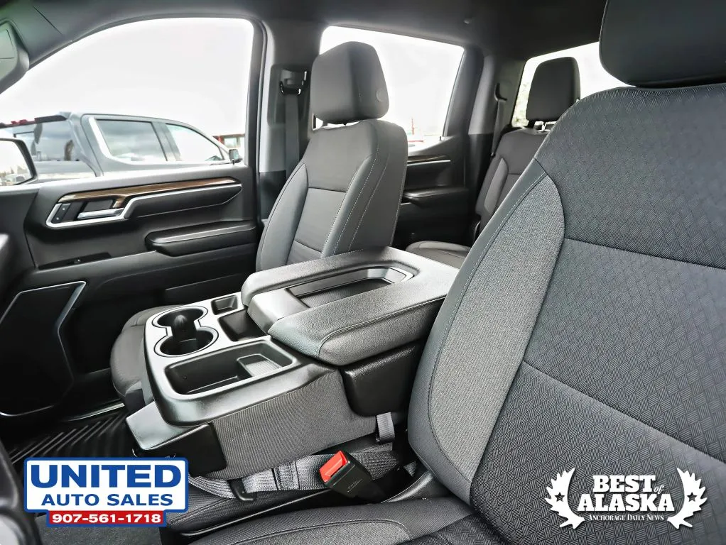 Chevrolet Silverado photo 43