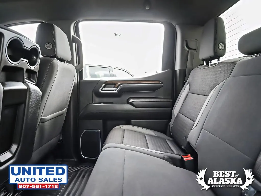 Chevrolet Silverado photo 57