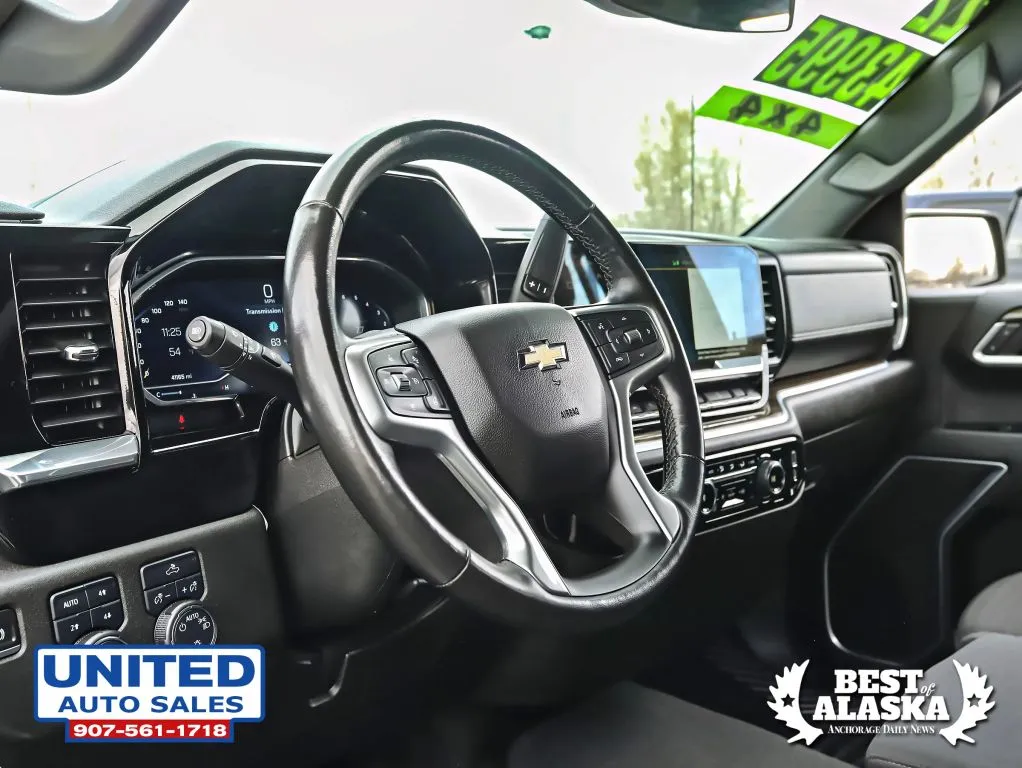 Chevrolet Silverado photo 12