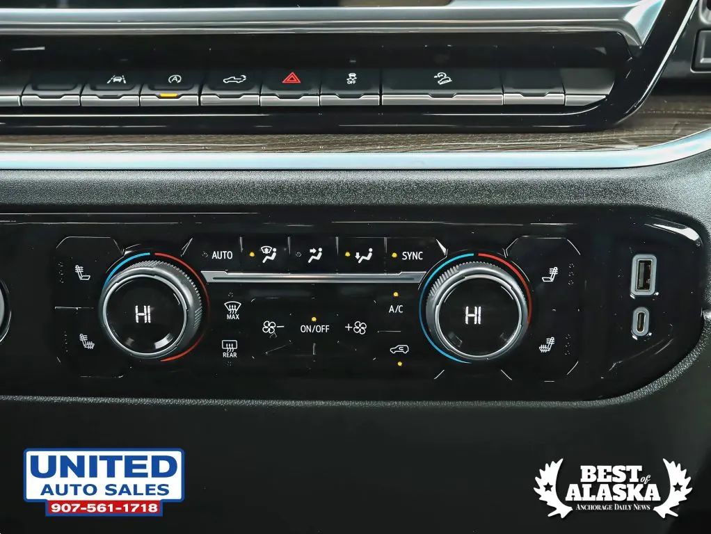 Chevrolet Silverado photo 23
