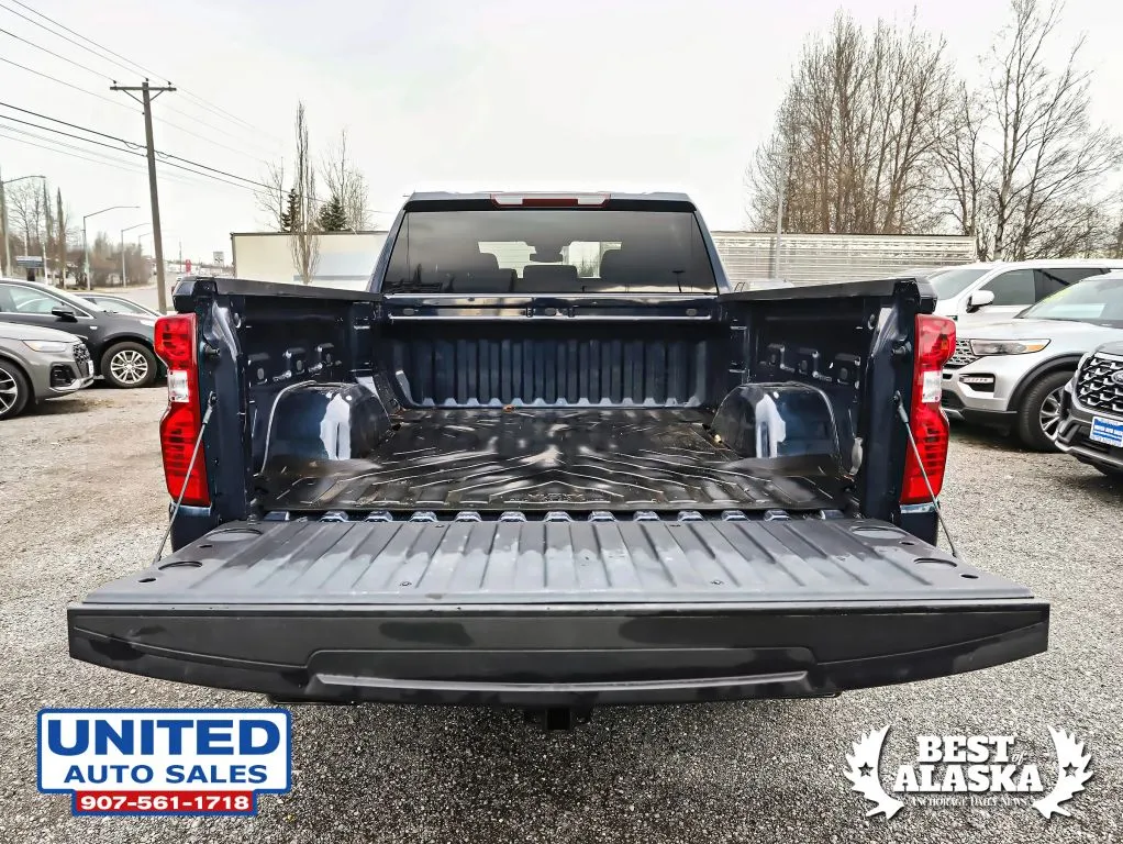 Chevrolet Silverado photo 10