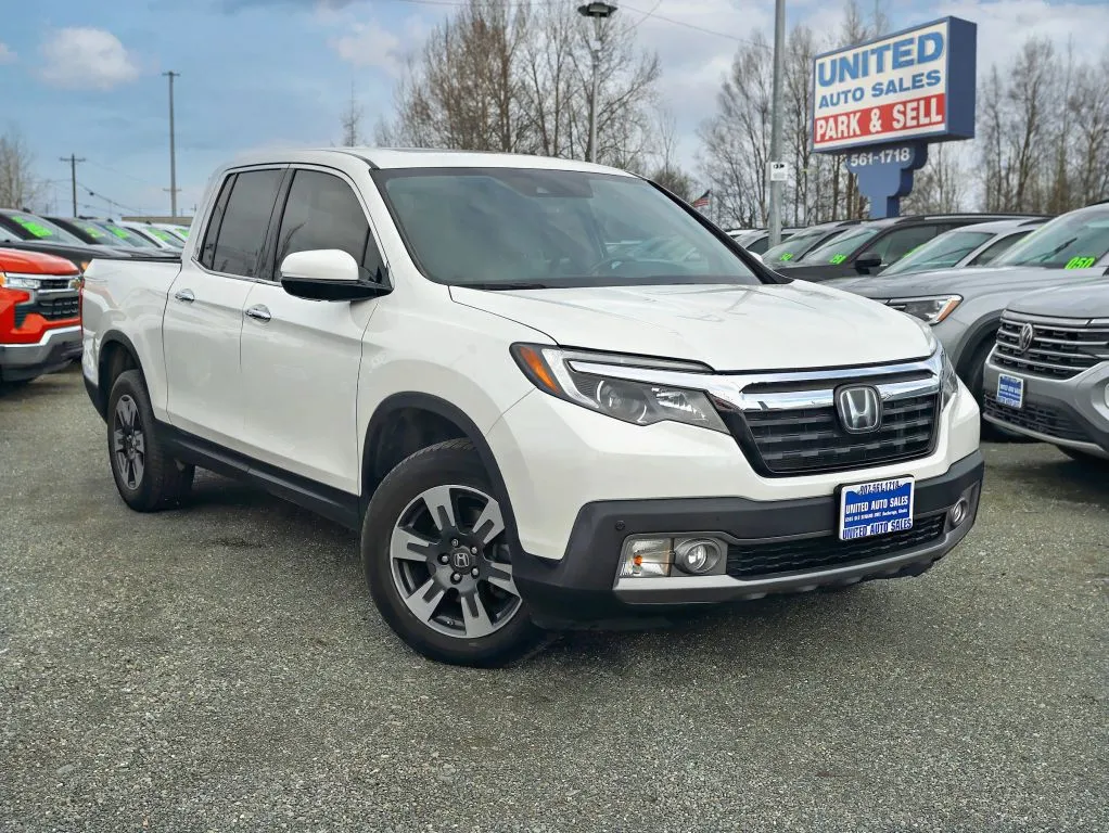 2019 Honda Ridgeline RTL-E AWD's photo